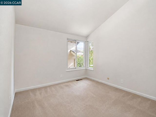 1325 New Hampshire Dr, Concord, CA 94521