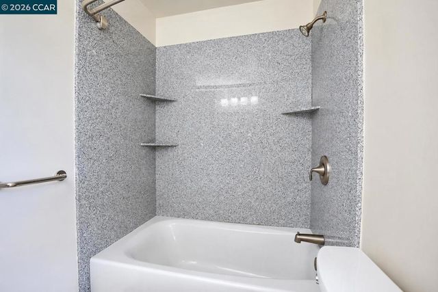 1325 New Hampshire Dr, Concord, CA 94521