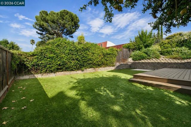 1325 New Hampshire Dr, Concord, CA 94521