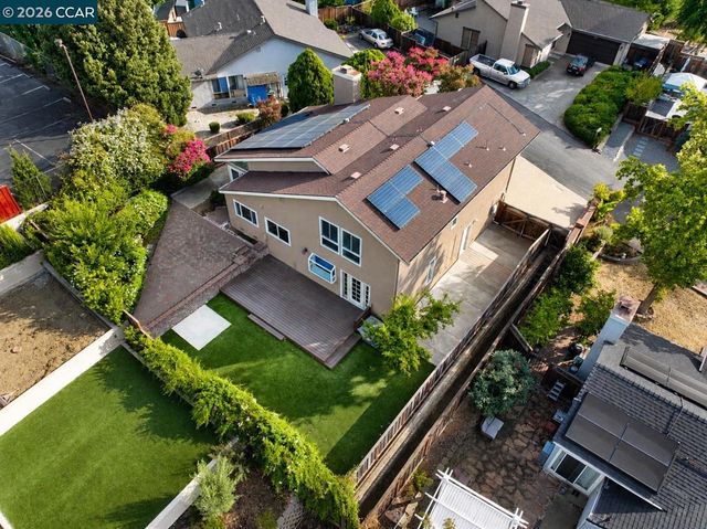 1325 New Hampshire Dr, Concord, CA 94521