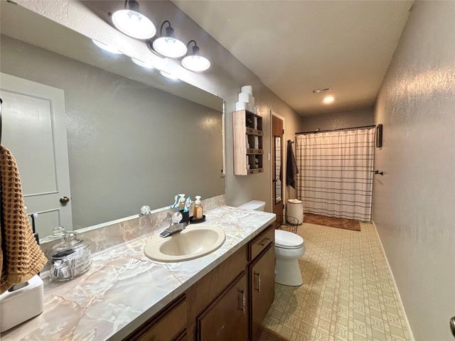 1016 N Nellius Street, Woodville, TX 75979