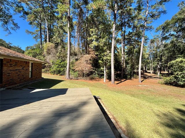 1016 N Nellius Street, Woodville, TX 75979