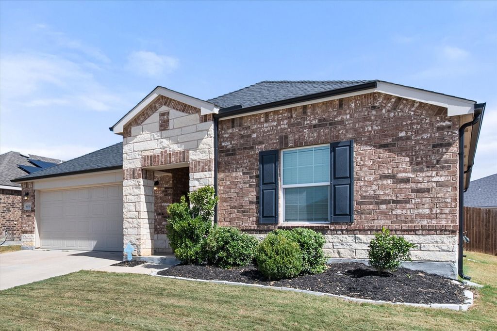 6032 Anchors Landing Pass, Fort Worth, TX 76179 — photo 2