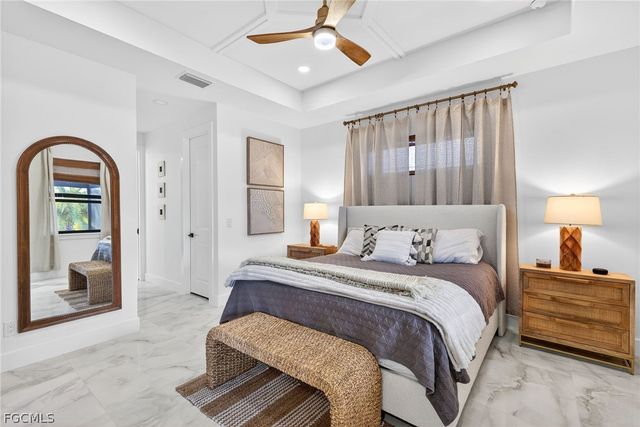 1406 NW 2nd TER, Cape Coral, FL 33993