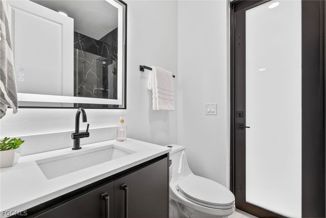 1406 NW 2nd TER, Cape Coral, FL 33993