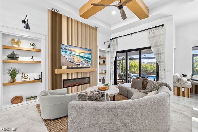 1406 NW 2nd TER, Cape Coral, FL 33993