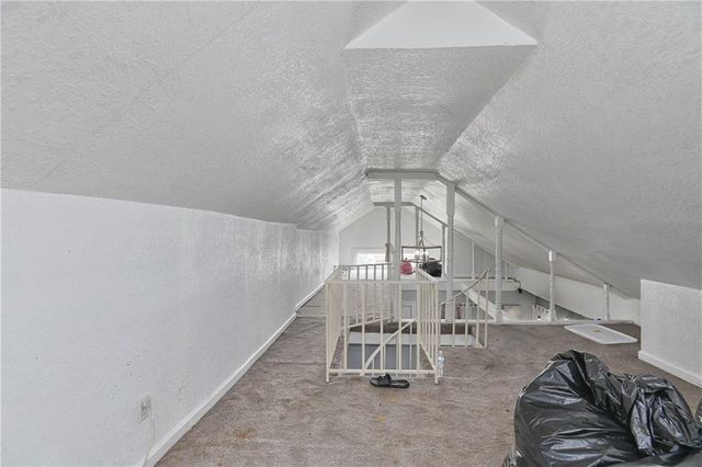 4216 college Avenue, Kansas City, MO 64130