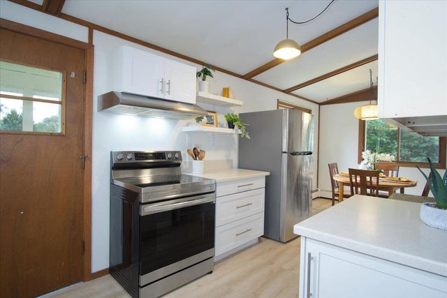 6404 Maywood Avenue, Middleton, WI 53562