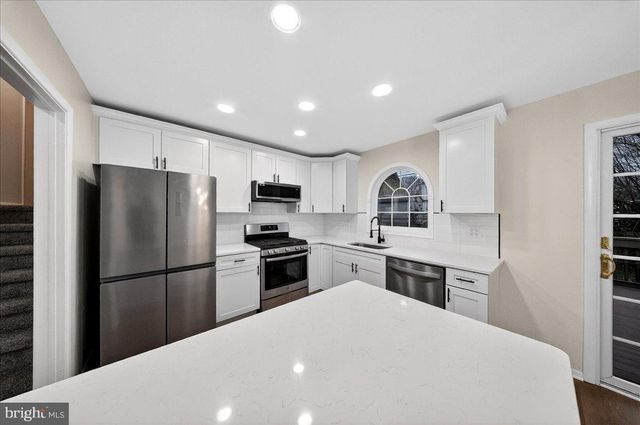 43 BENNING RD, Claymont, DE 19703