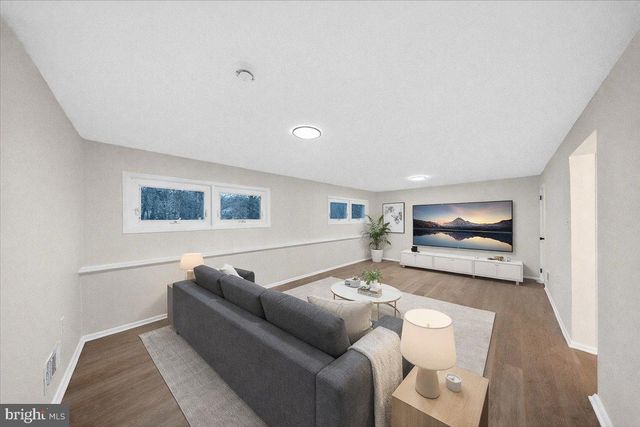 43 BENNING RD, Claymont, DE 19703