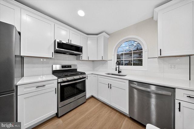 43 BENNING RD, Claymont, DE 19703