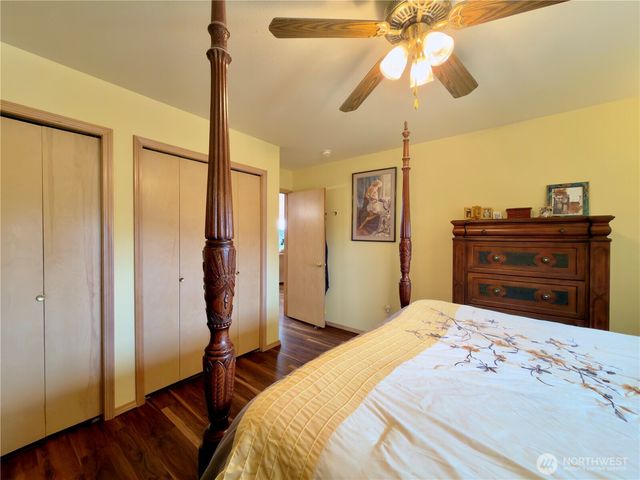 189 N Razor Clam Drive SW, Ocean Shores, WA 98569