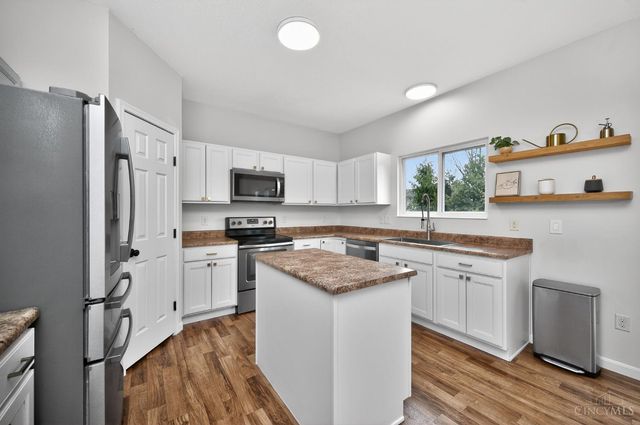 4287 Hunting Hawk Drive, Turtle Creek Twp, OH 45036