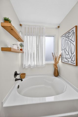 4287 Hunting Hawk Drive, Turtle Creek Twp, OH 45036