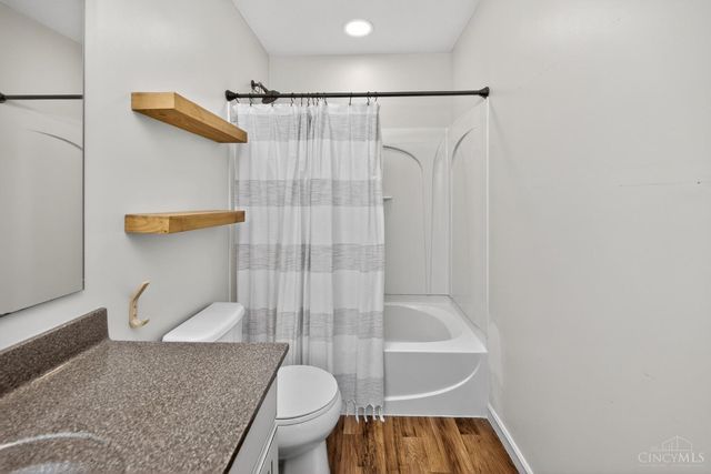 4287 Hunting Hawk Drive, Turtle Creek Twp, OH 45036