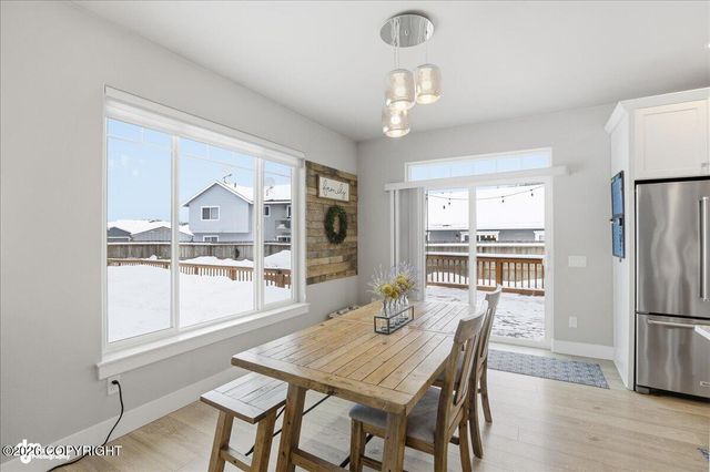 5668 Big Bend Loop, Anchorage, AK 99502