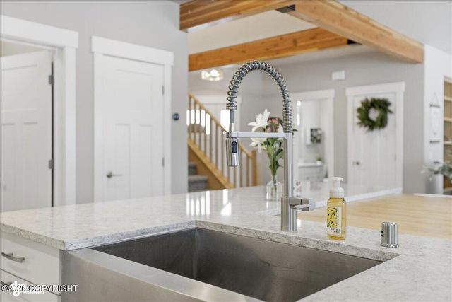 5668 Big Bend Loop, Anchorage, AK 99502