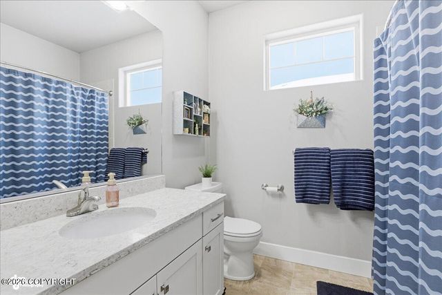 5668 Big Bend Loop, Anchorage, AK 99502