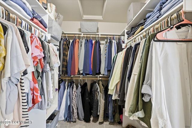 5668 Big Bend Loop, Anchorage, AK 99502