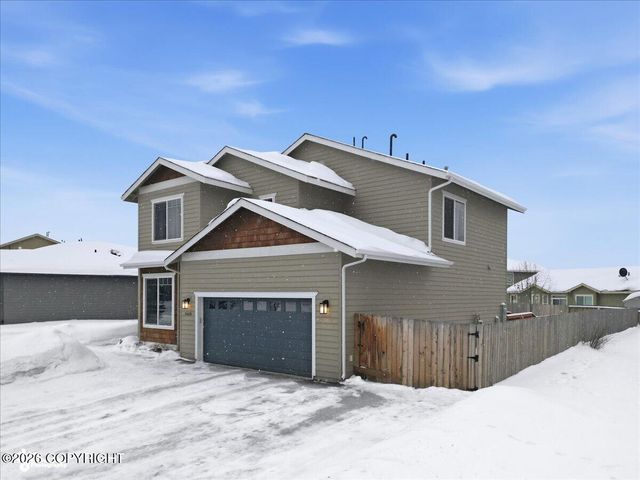 5668 Big Bend Loop, Anchorage, AK 99502