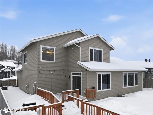 5668 Big Bend Loop, Anchorage, AK 99502