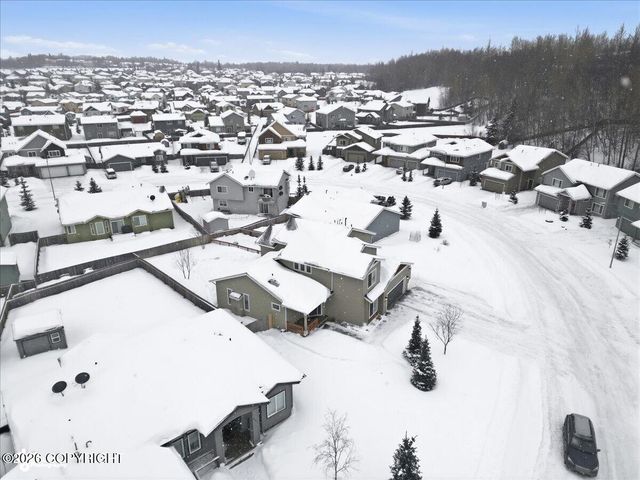 5668 Big Bend Loop, Anchorage, AK 99502