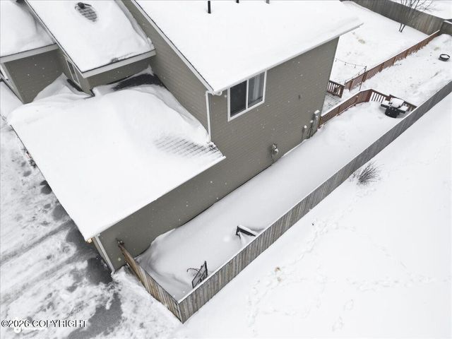 5668 Big Bend Loop, Anchorage, AK 99502