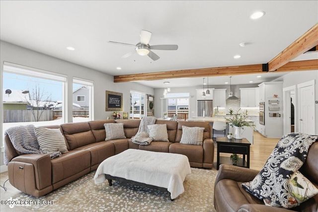 5668 Big Bend Loop, Anchorage, AK 99502