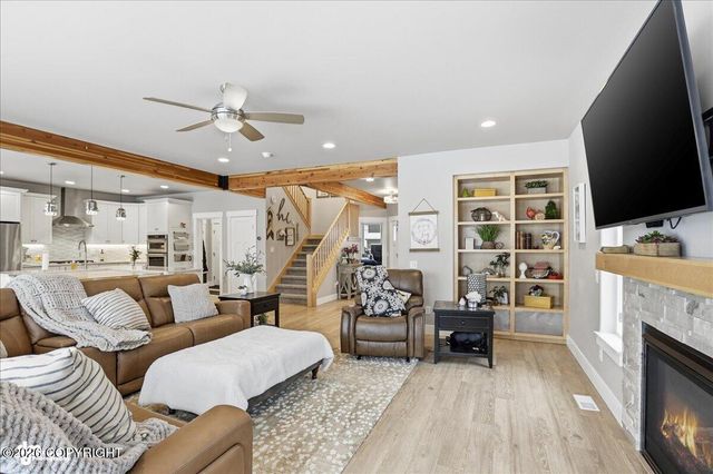 5668 Big Bend Loop, Anchorage, AK 99502