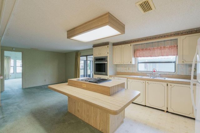 2791 SW Pontiac Place, Stuart, FL 34997