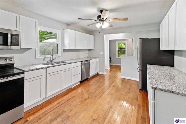 1829 Martin Hill Road, Shepherdsville, KY 40165