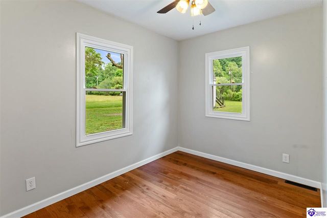 1829 Martin Hill Road, Shepherdsville, KY 40165