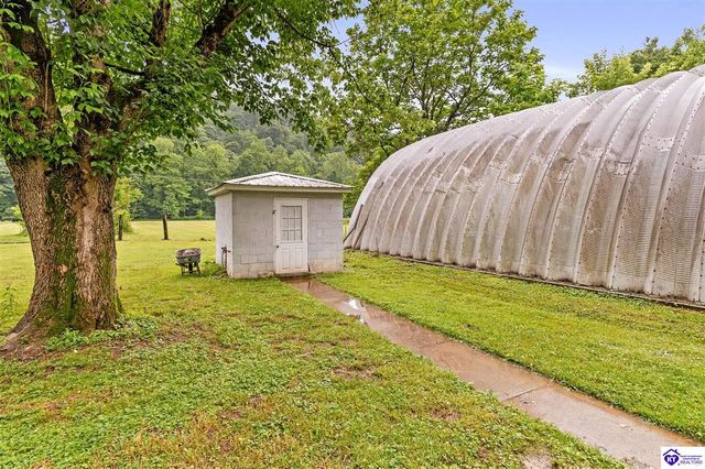 1829 Martin Hill Road, Shepherdsville, KY 40165