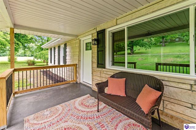 1829 Martin Hill Road, Shepherdsville, KY 40165
