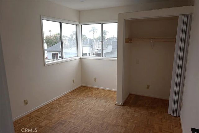 9281 Woodcrest, Huntington Beach, CA 92646