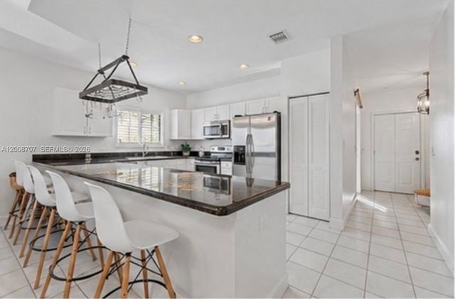 2609 NE 42nd Ave, Homestead, FL 33033