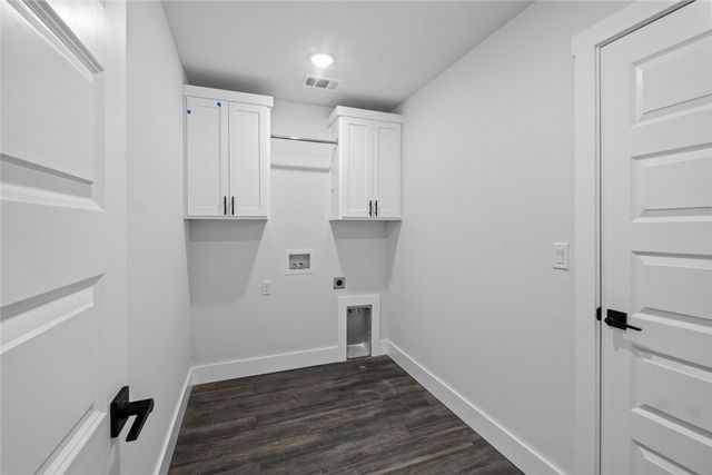 4741 W Planetree Street, Fayetteville, AR 72704