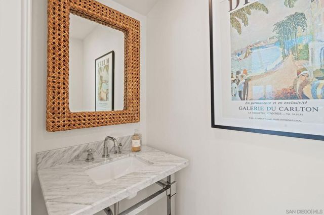 365 Shoemaker Lane, Solana Beach, CA 92075