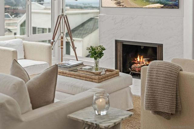 365 Shoemaker Lane, Solana Beach, CA 92075