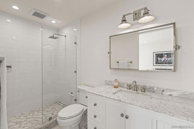 365 Shoemaker Lane, Solana Beach, CA 92075
