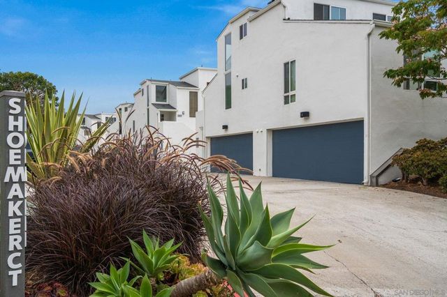 365 Shoemaker Lane, Solana Beach, CA 92075