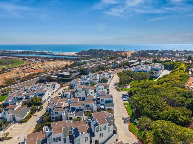 365 Shoemaker Lane, Solana Beach, CA 92075