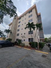 1830 Dixieanna St 602, Hollywood, FL 33020