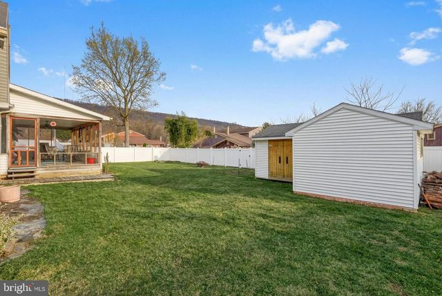 118 MOUNTAIN VIEW DRIVE, Enola, PA 17025