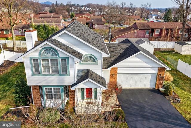 118 MOUNTAIN VIEW DRIVE, Enola, PA 17025