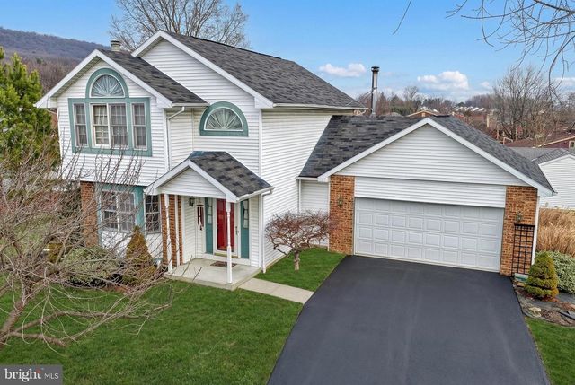 118 MOUNTAIN VIEW DRIVE, Enola, PA 17025