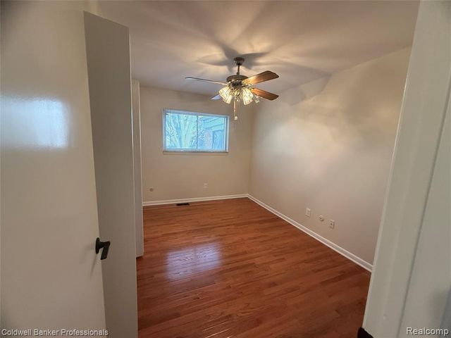 47071 Savannah Drive, Macomb, MI 48044