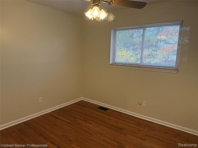 47071 Savannah Drive, Macomb, MI 48044