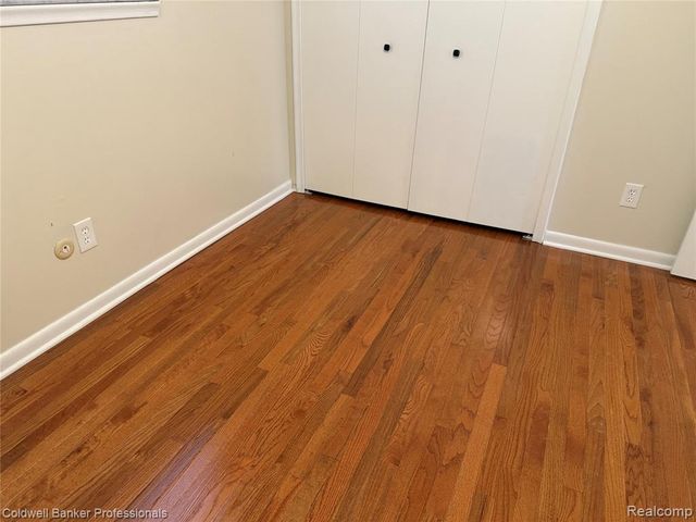 47071 Savannah Drive, Macomb, MI 48044