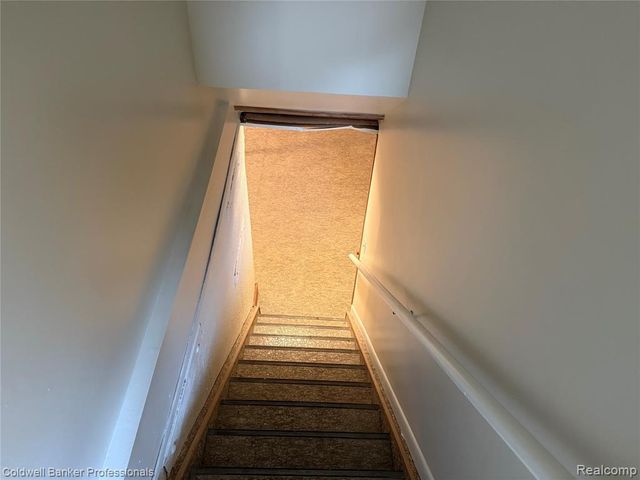 47071 Savannah Drive, Macomb, MI 48044